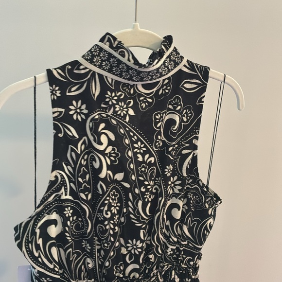 NWT Dress HAWAIIAN PAISLEY Crepe Split Ruffle Neck Maxi Dress Black Sleeveless - Picture 9 of 15